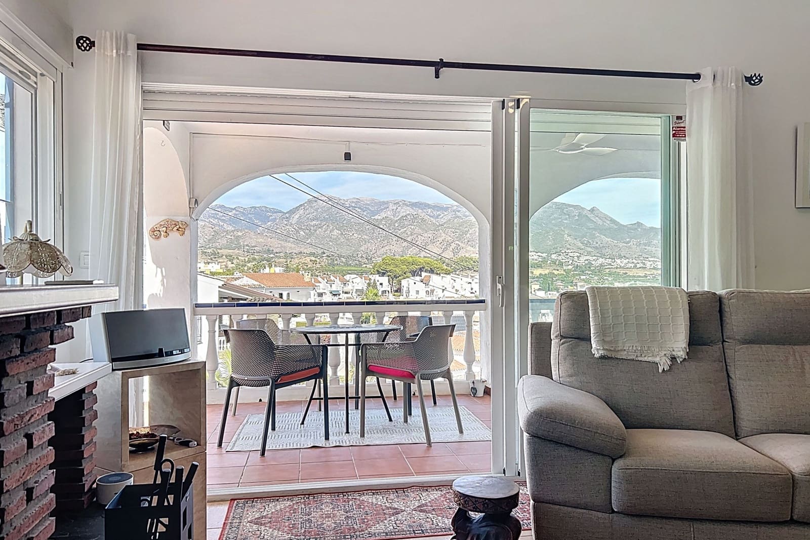 3 chambre Villa/Maison à vendre à Nerja avec piscine - 599 000 € (Ref: 9895154)