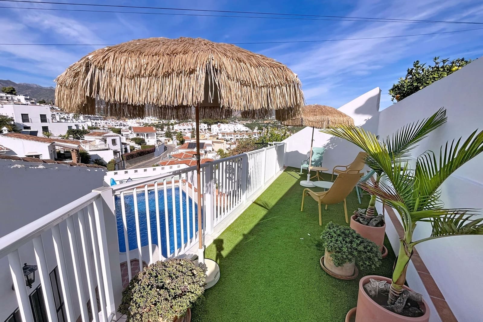 3 chambre Villa/Maison à vendre à Nerja avec piscine - 599 000 € (Ref: 9895154)
