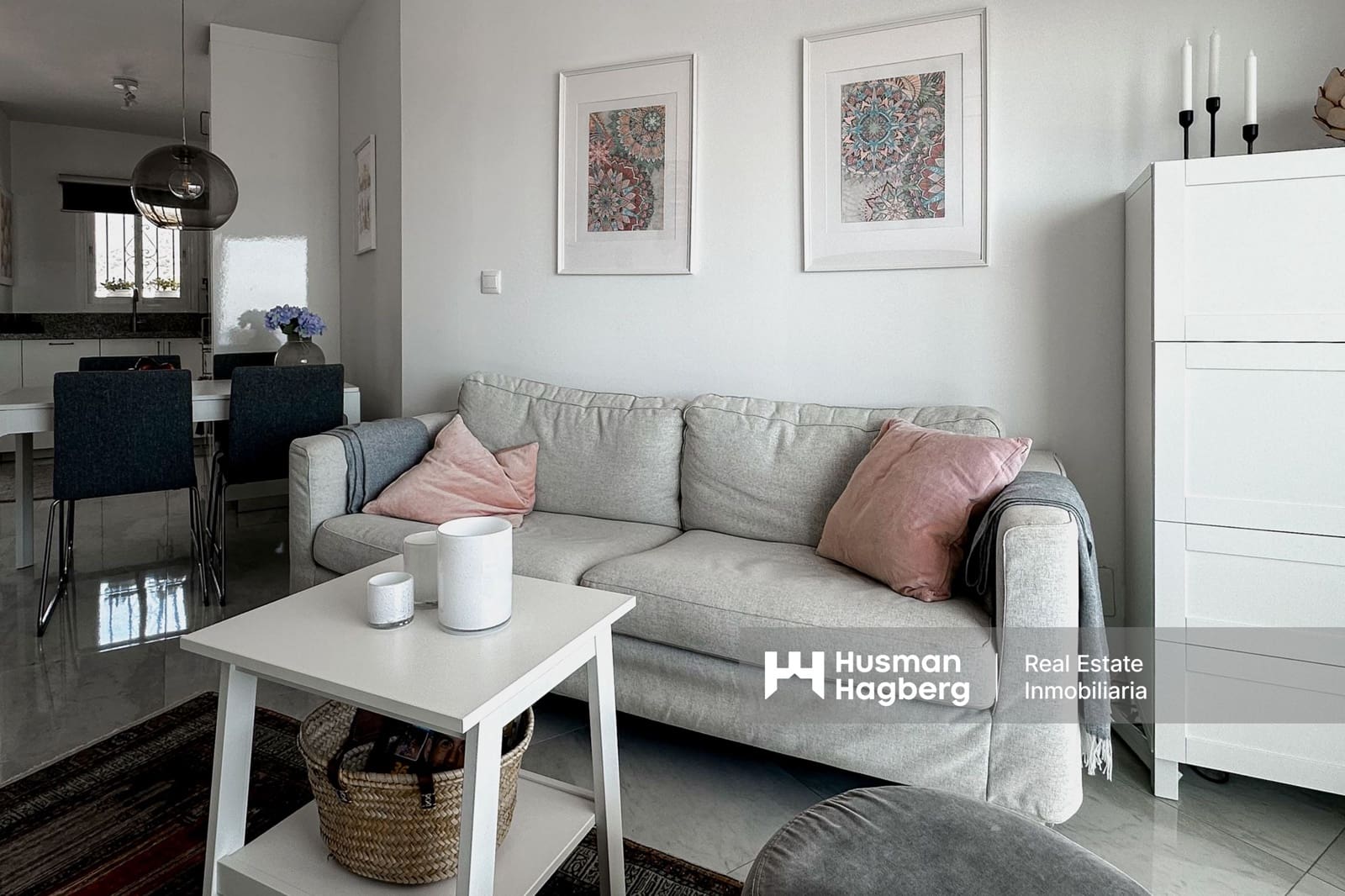 2 bedroom Apartment for sale in Nerja with pool - € 339,000 (Ref: 9902460)