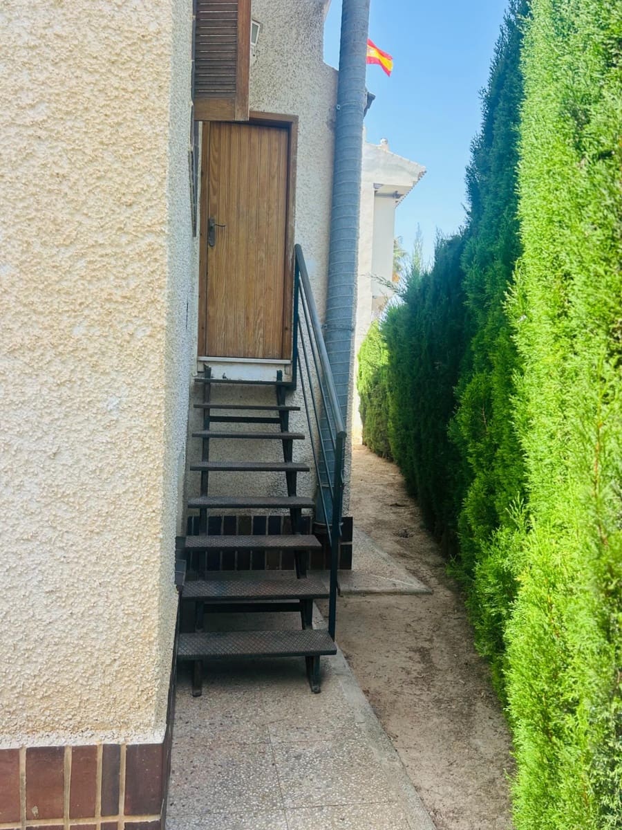 4 sovrum Villa till salu i San Pedro del Pinatar med garage - 429 000 € (Ref: 10005727)