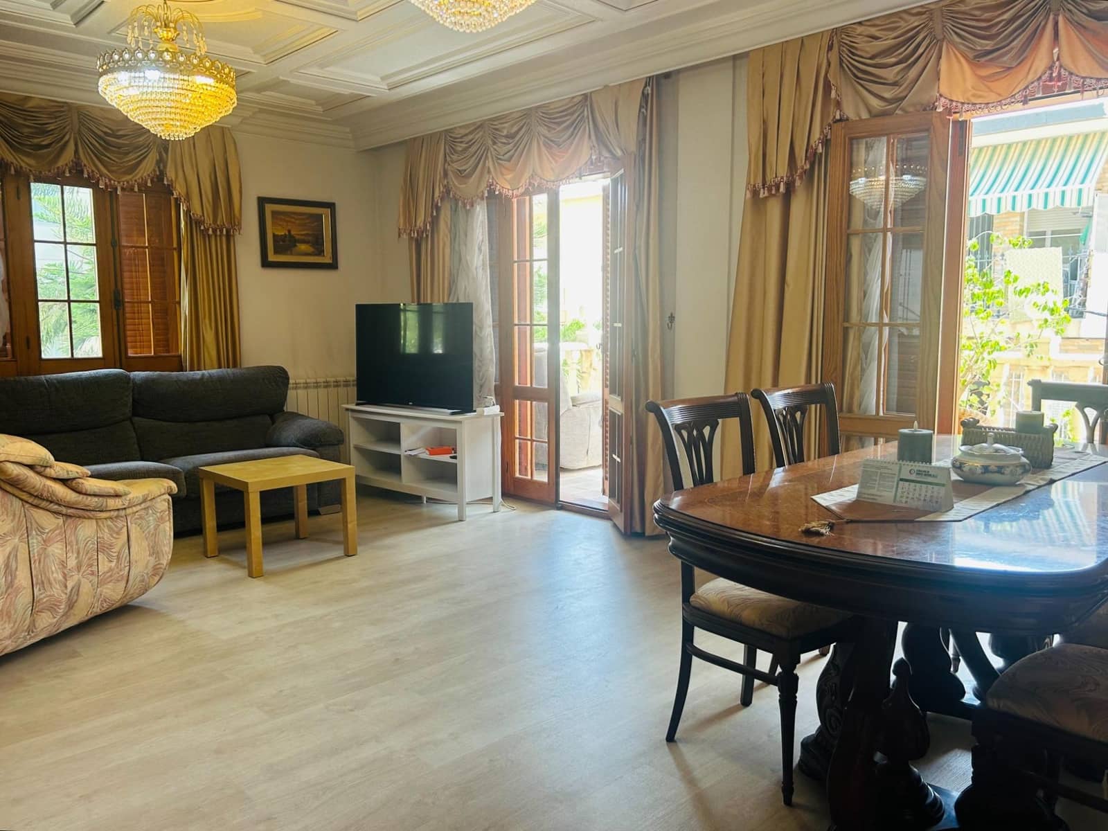 4 sovrum Villa till salu i San Pedro del Pinatar med garage - 429 000 € (Ref: 10005727)