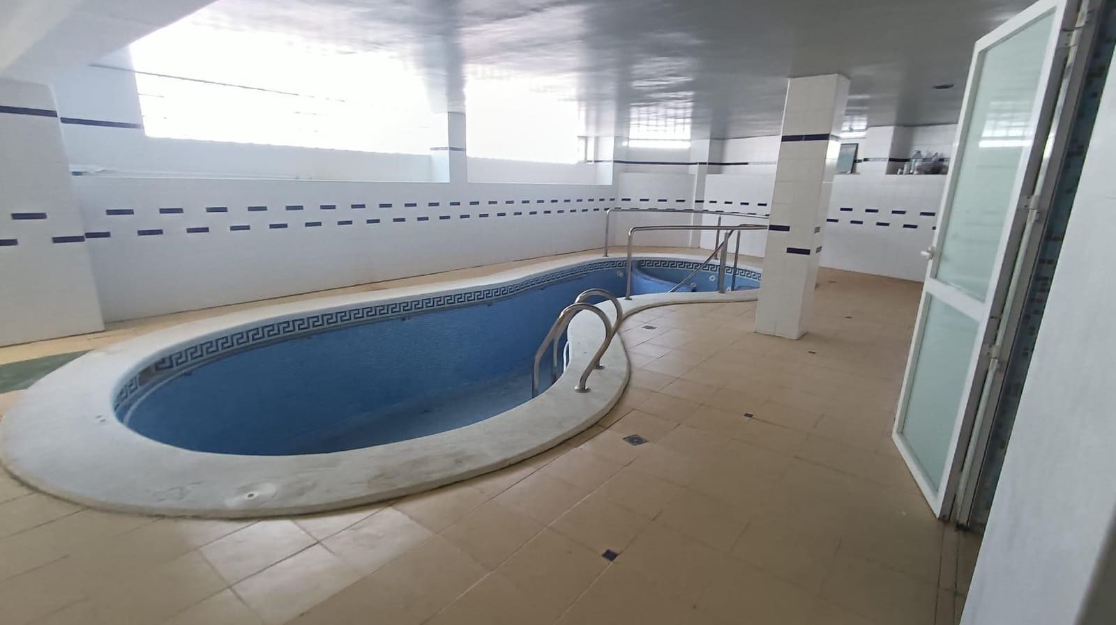 Erhverv til salg i Pilar de la Horadada - € 149.000 (Ref: 4178136)