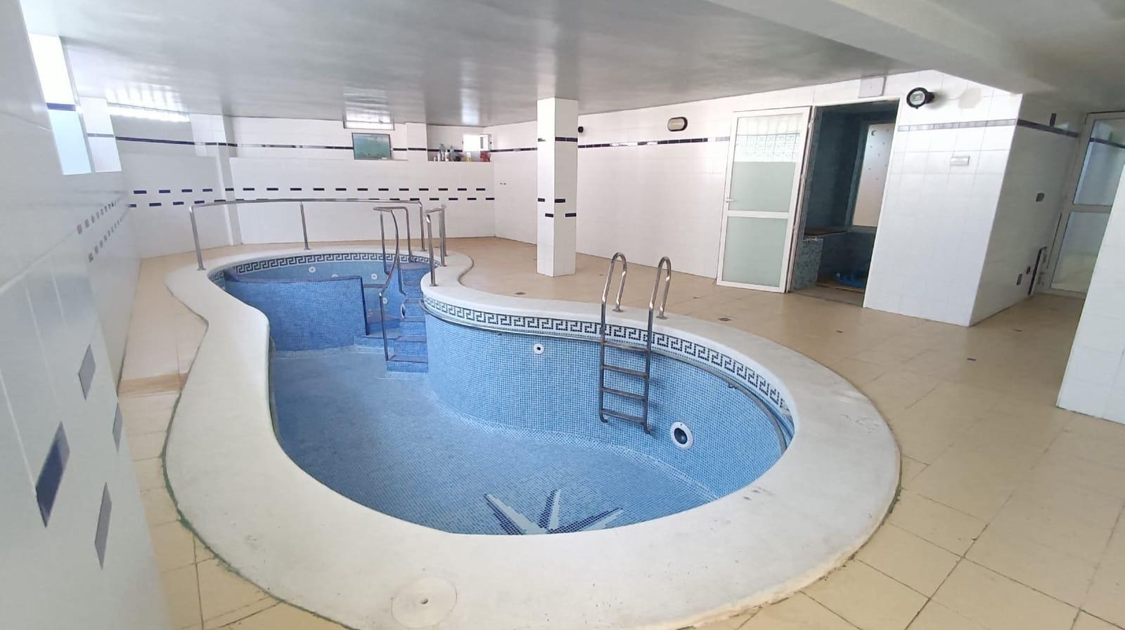 Erhverv til salg i Pilar de la Horadada - € 149.000 (Ref: 4178136)