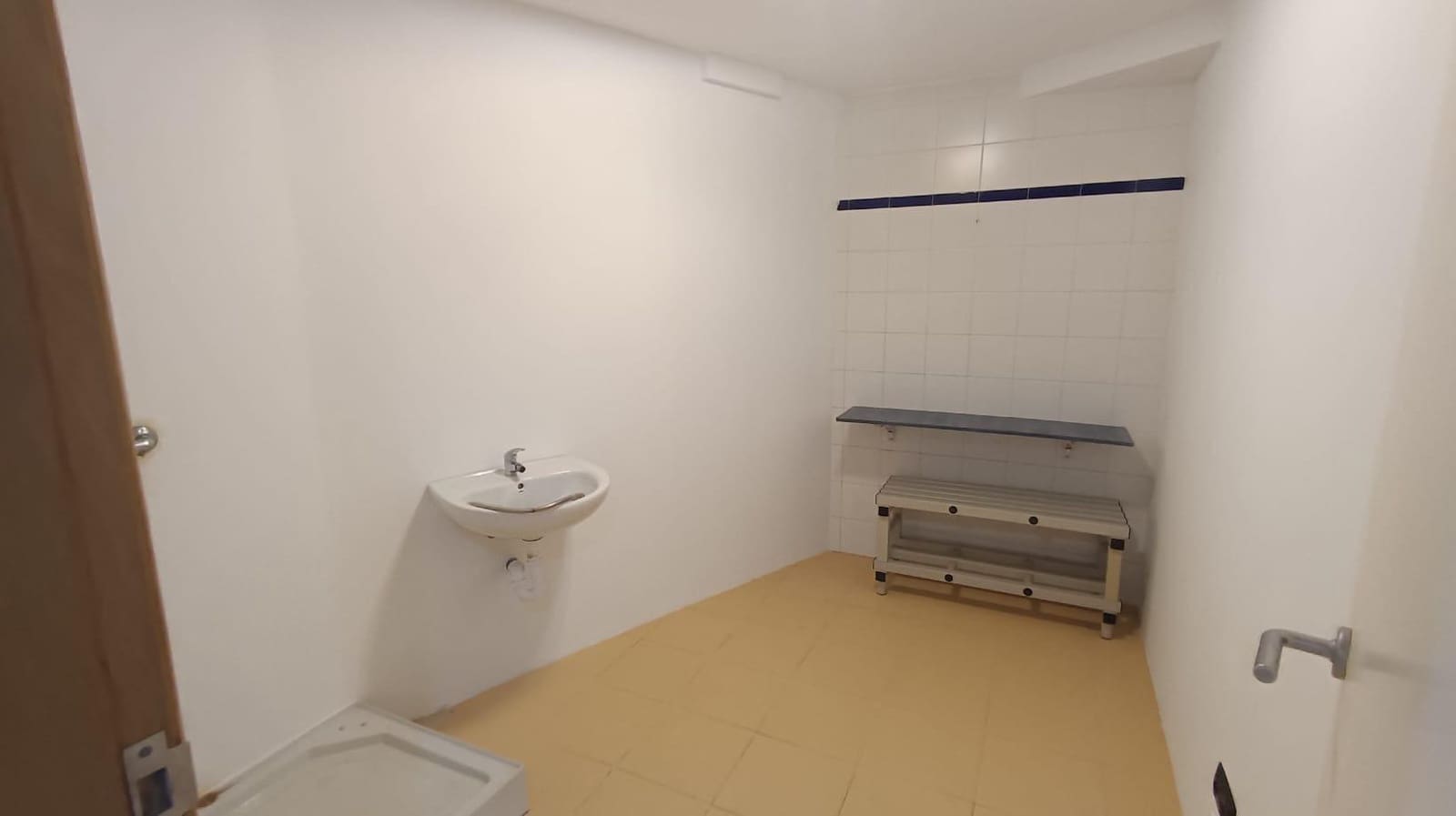 Erhverv til salg i Pilar de la Horadada - € 149.000 (Ref: 4178136)