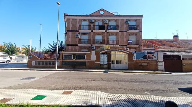 Erhverv til salg i Pueblo Latino, Pilar de la Horadada - € 149.000 (Ref: 4178136)