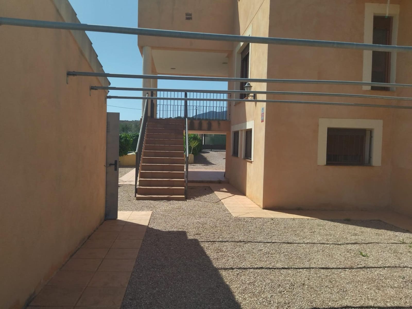 Finca/Country House for sale in Moratalla with pool garage - € 295,000 (Ref: 8233345)