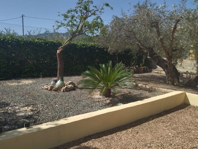 Finca/Herregård til salgs i Moratalla med svømmebasseng garasje - € 295 000 (Ref: 8233345)