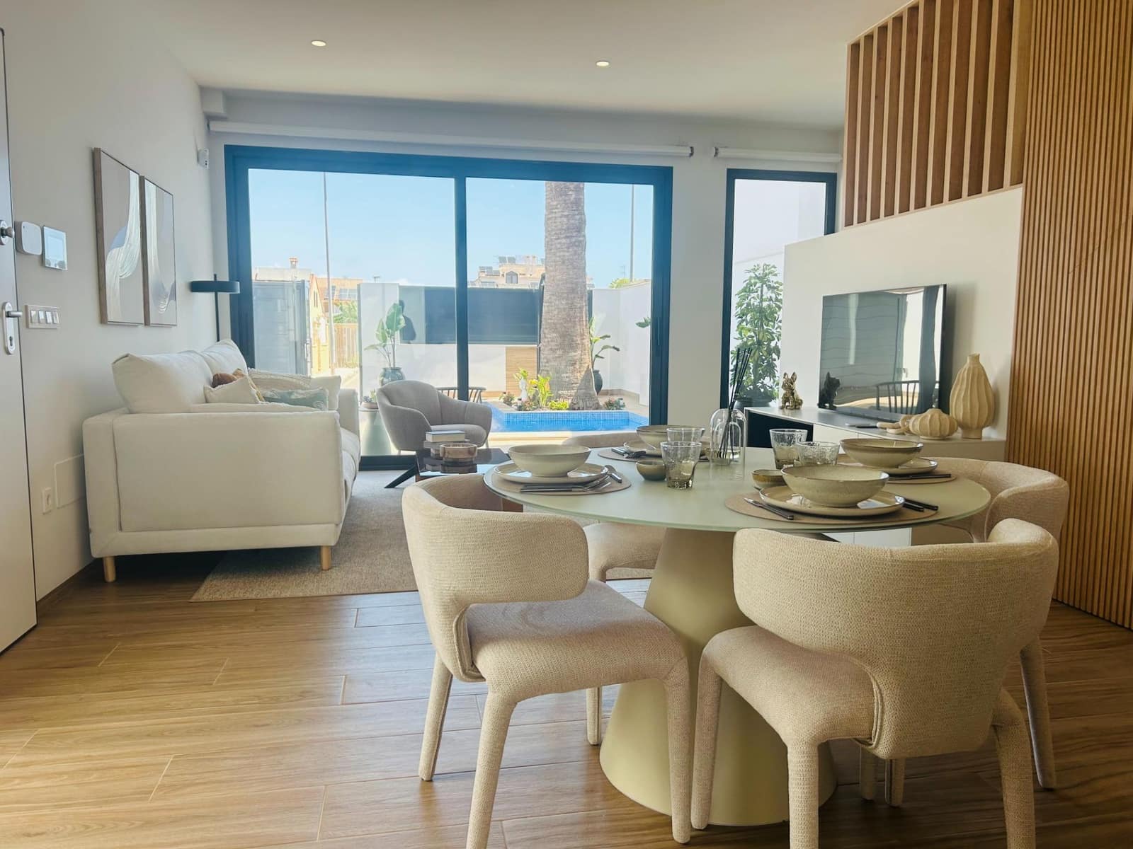 3 sypialnia Willa na sprzedaż w San Pedro del Pinatar z basenem - 479 900 € (Ref: 8678080)