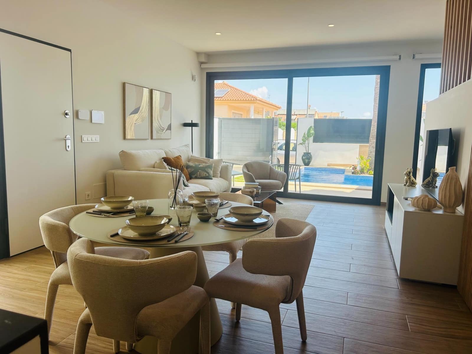 3 sypialnia Willa na sprzedaż w San Pedro del Pinatar z basenem - 479 900 € (Ref: 8678080)