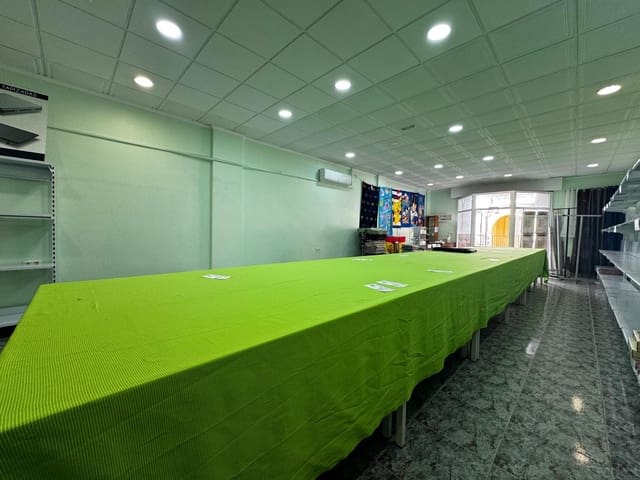 Commercial for sale in Torre de la Horadada, Pilar de la Horadada - € 163,000 (Ref: 8751078)