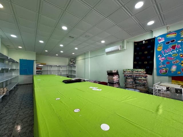 Commercial for sale in Torre de la Horadada, Pilar de la Horadada - € 163,000 (Ref: 8751078)