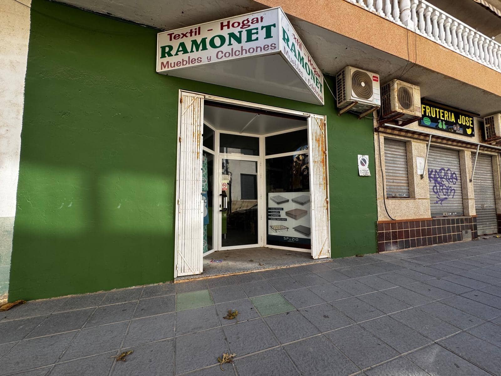 Erhverv til salg i Torre de la Horadada - € 163.000 (Ref: 8751078)