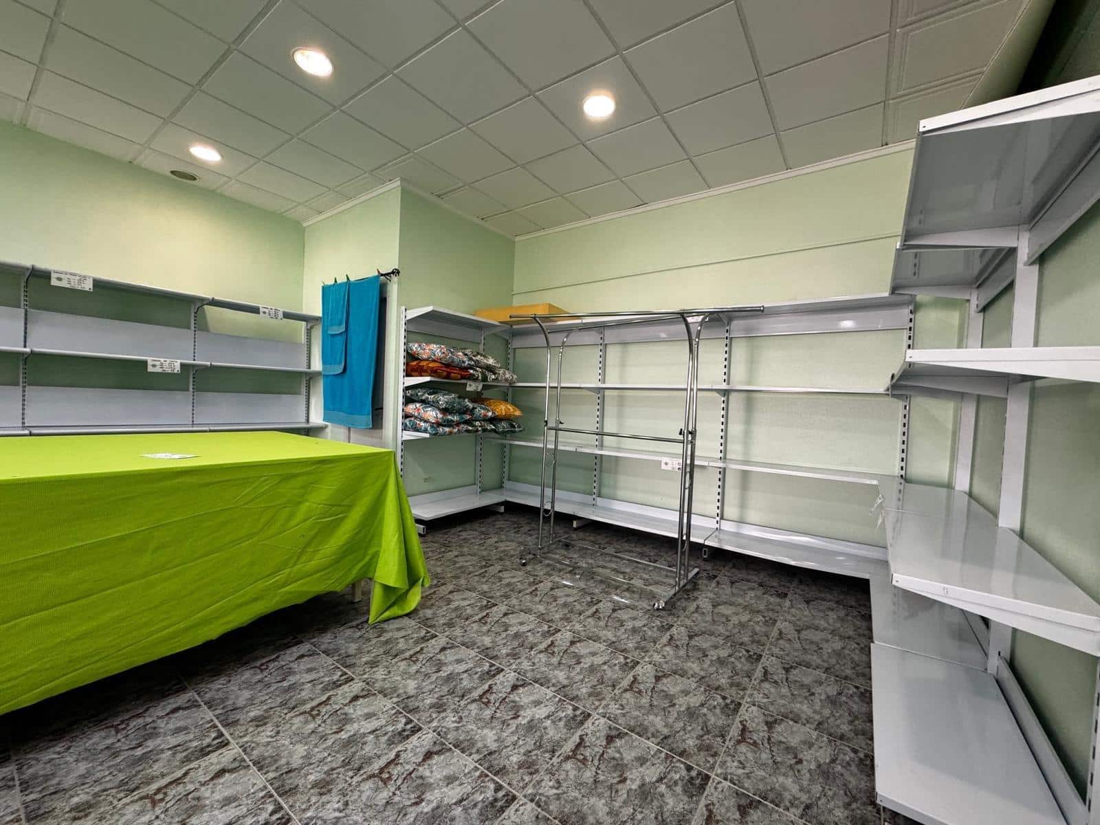 Erhverv til salg i Torre de la Horadada - € 163.000 (Ref: 8751078)