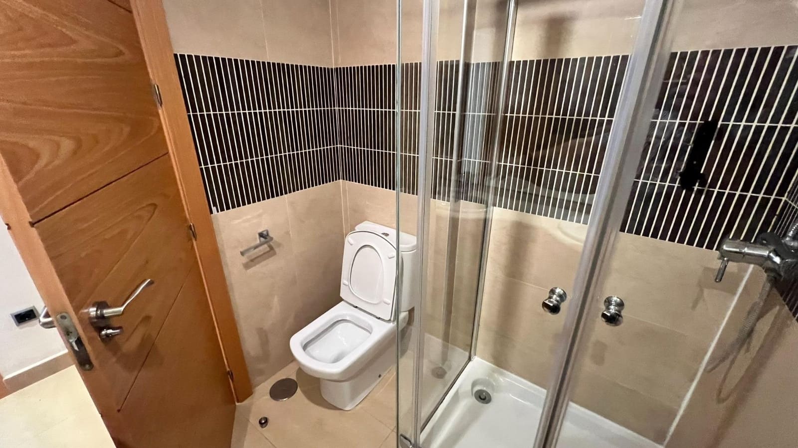 Apartamento de 2 habitaciones en Los Alcázares en venta con piscina garaje - 134.300 € (Ref: 9036690)