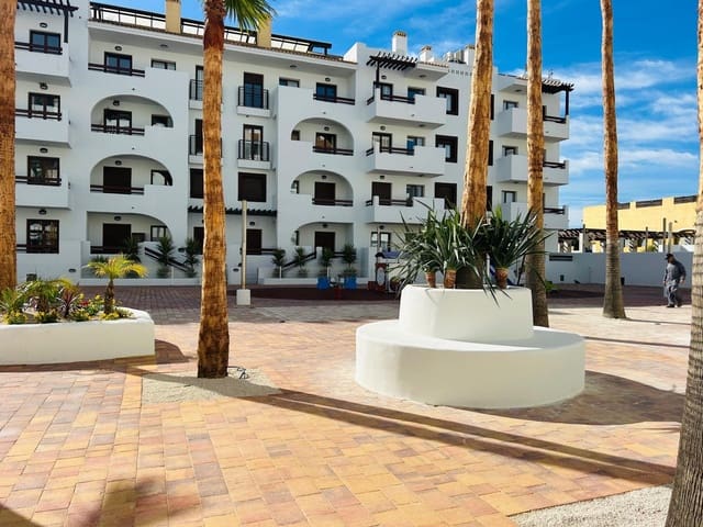 1 quarto Apartamento para venda em Los Alcázares com piscina garagem - 110 000 € (Ref: 9036691)