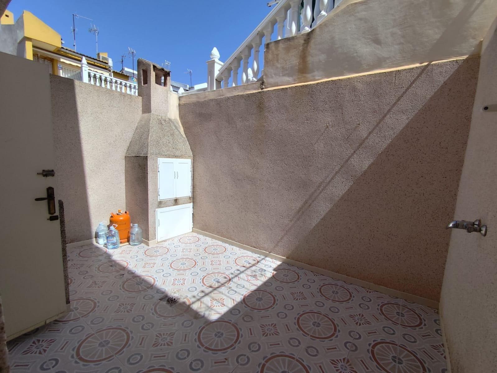 2 slaapkamer Rijtjeshuis te koop in Lo Pagan - € 135.000 (Ref: 9096087)