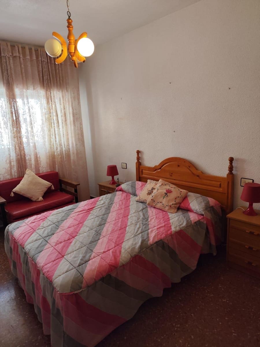 Apartamento de 2 habitaciones en Lo Pagan en venta - 99.900 € (Ref: 9114247)