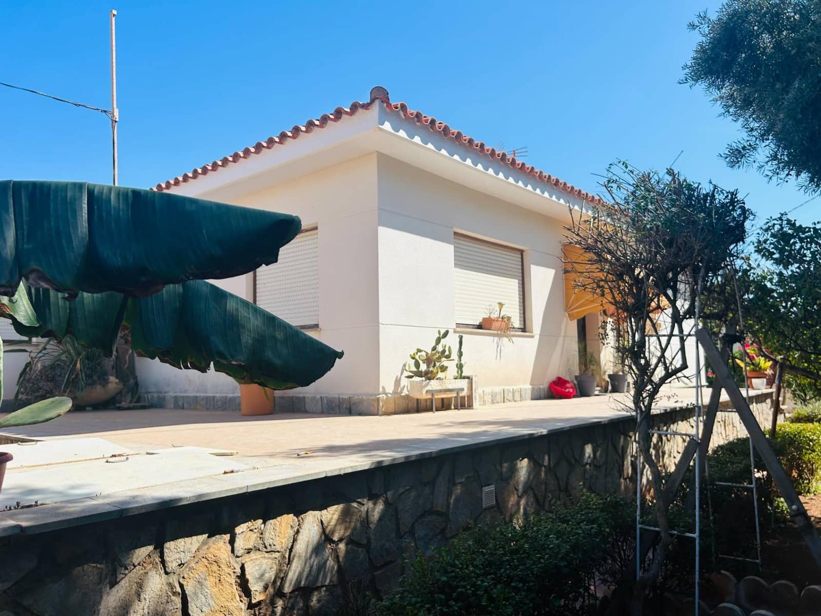 4 bedroom Villa for sale in Los Urrutias with garage - € 320,000 (Ref: 9204667)