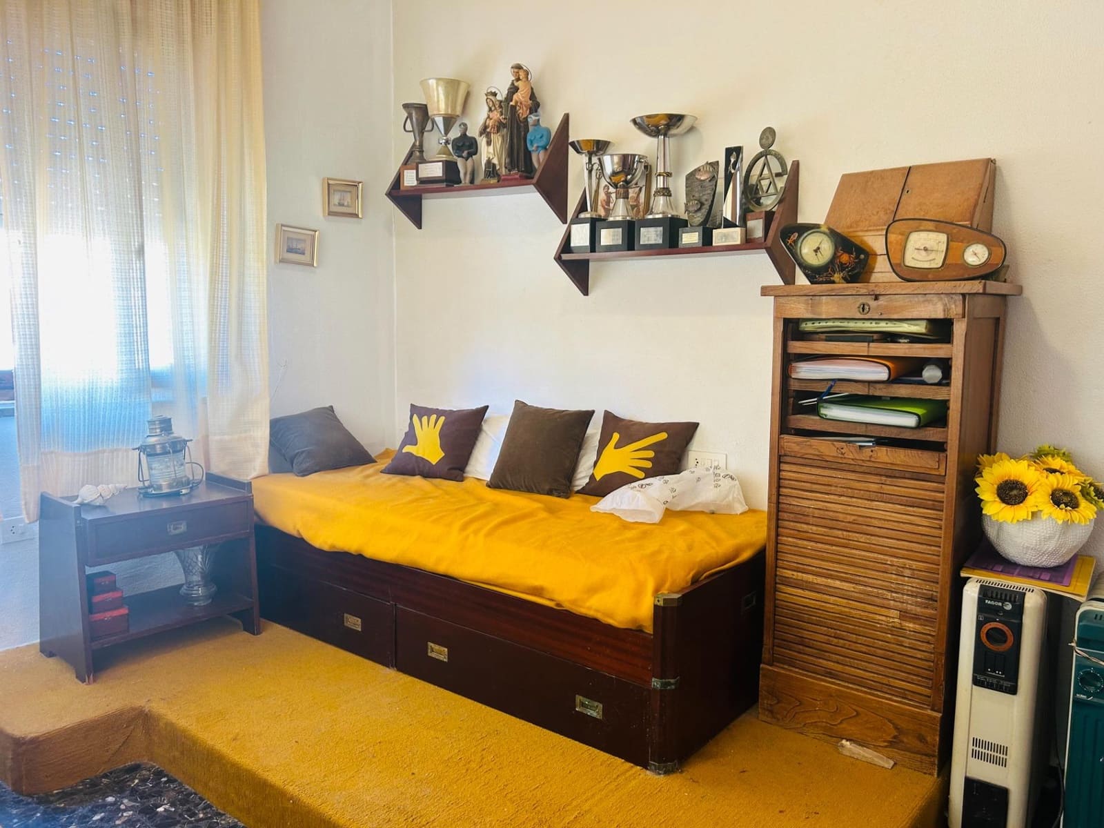 4 bedroom Villa for sale in Los Urrutias with garage - € 320,000 (Ref: 9204667)