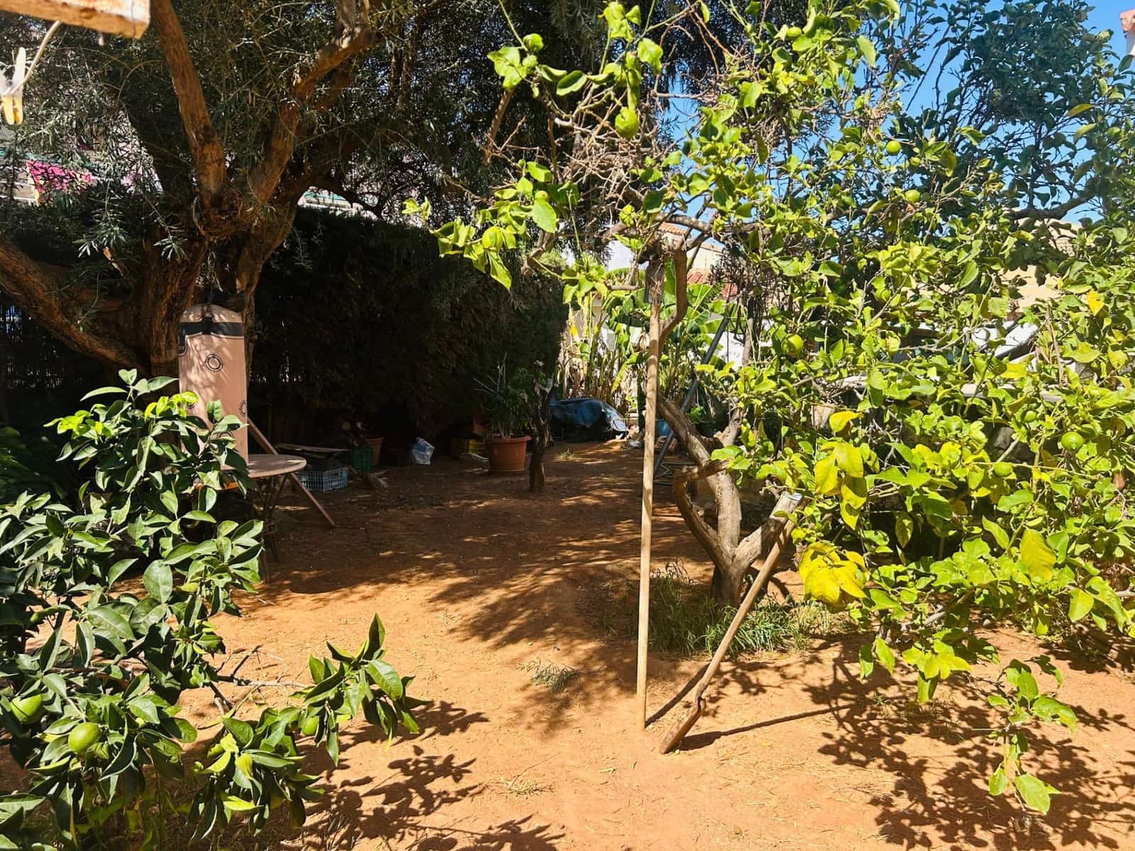 4 bedroom Villa for sale in Los Urrutias with garage - € 320,000 (Ref: 9204667)