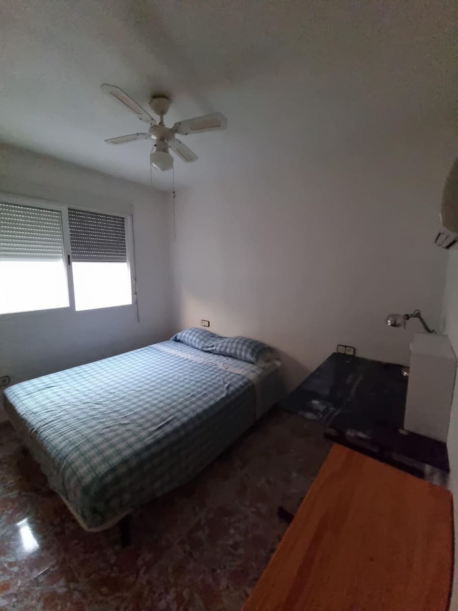 5 soveværelse Lejlighed til salg i Lo Pagan - € 243.900 (Ref: 9220083)