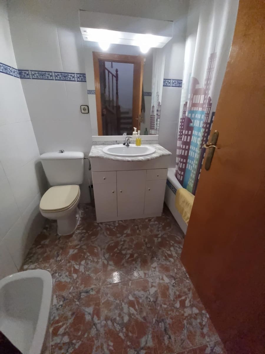 5 soveværelse Lejlighed til salg i Lo Pagan - € 243.900 (Ref: 9220083)