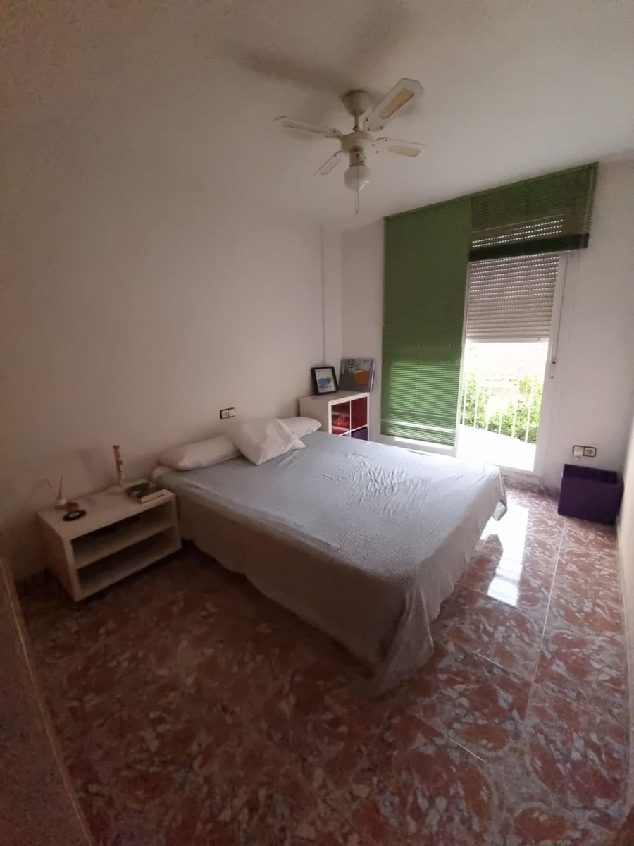 5 soveværelse Lejlighed til salg i Lo Pagan - € 243.900 (Ref: 9220083)