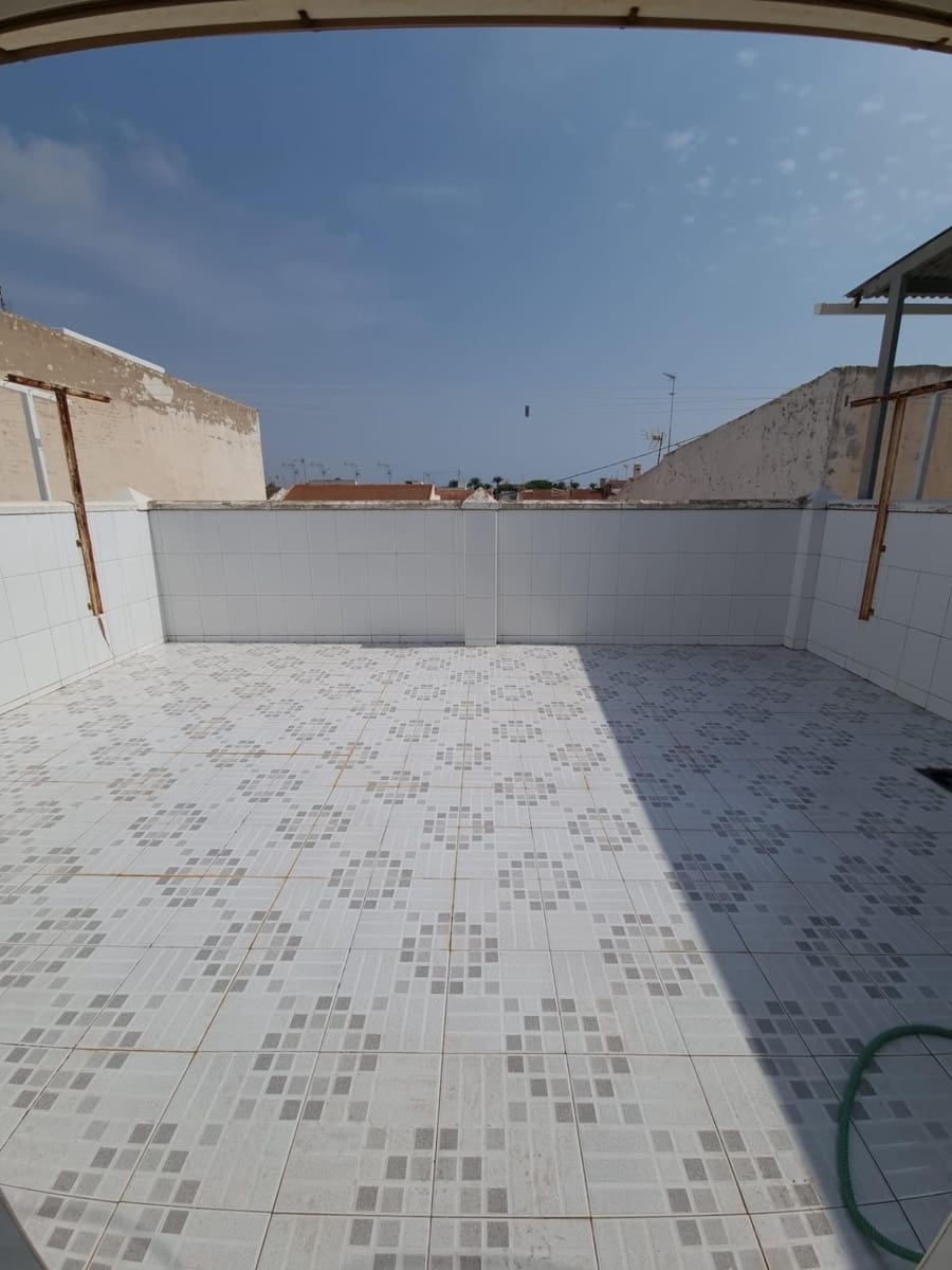 5 soveværelse Lejlighed til salg i Lo Pagan - € 243.900 (Ref: 9220083)