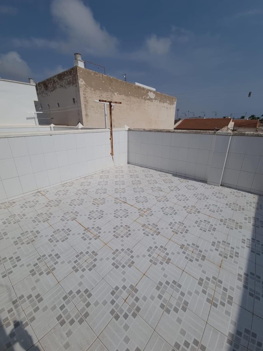 5 soveværelse Lejlighed til salg i Lo Pagan - € 243.900 (Ref: 9220083)