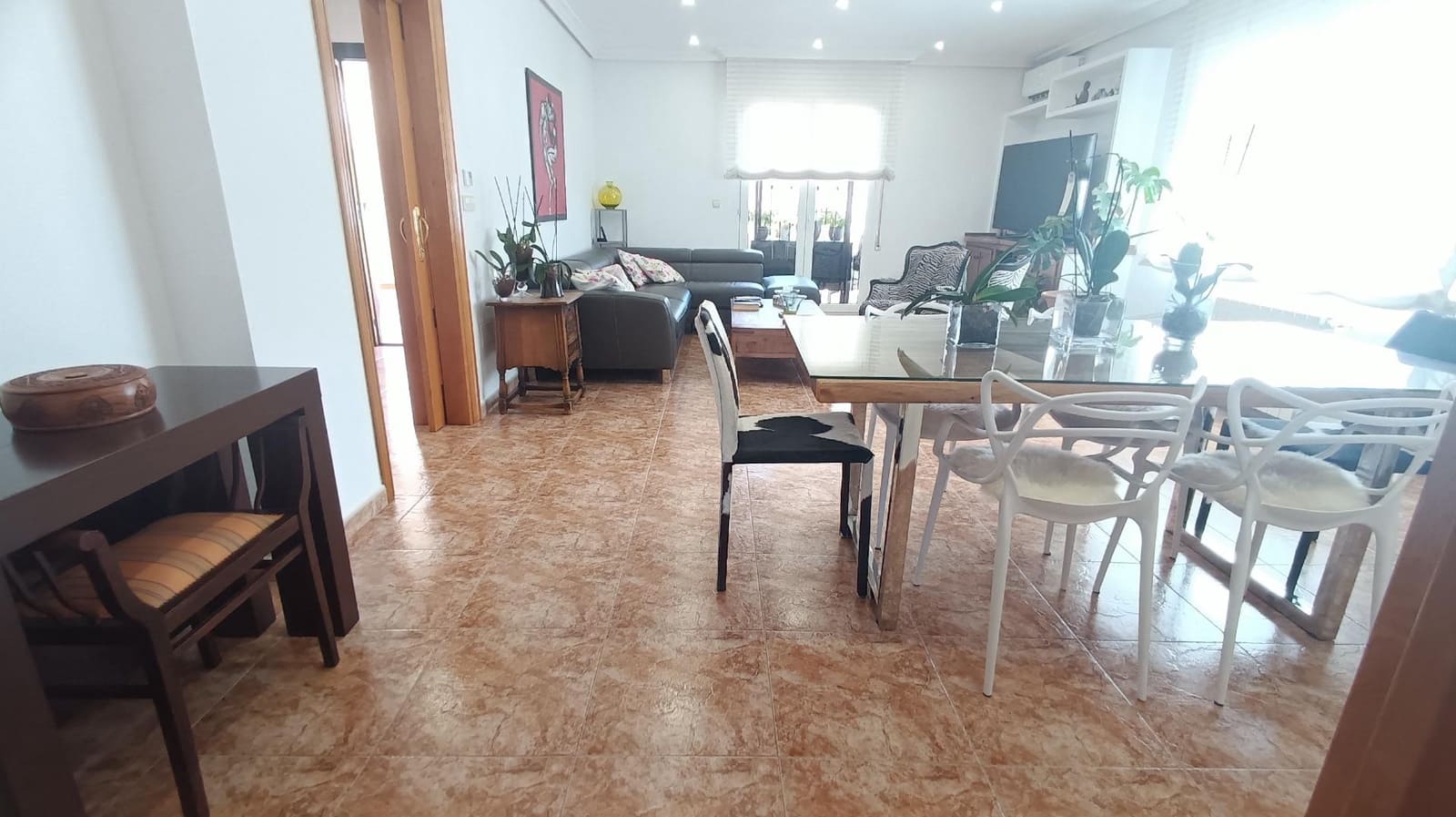 4 bedroom Villa for sale in San Pedro del Pinatar with garage - € 499,900 (Ref: 9243049)