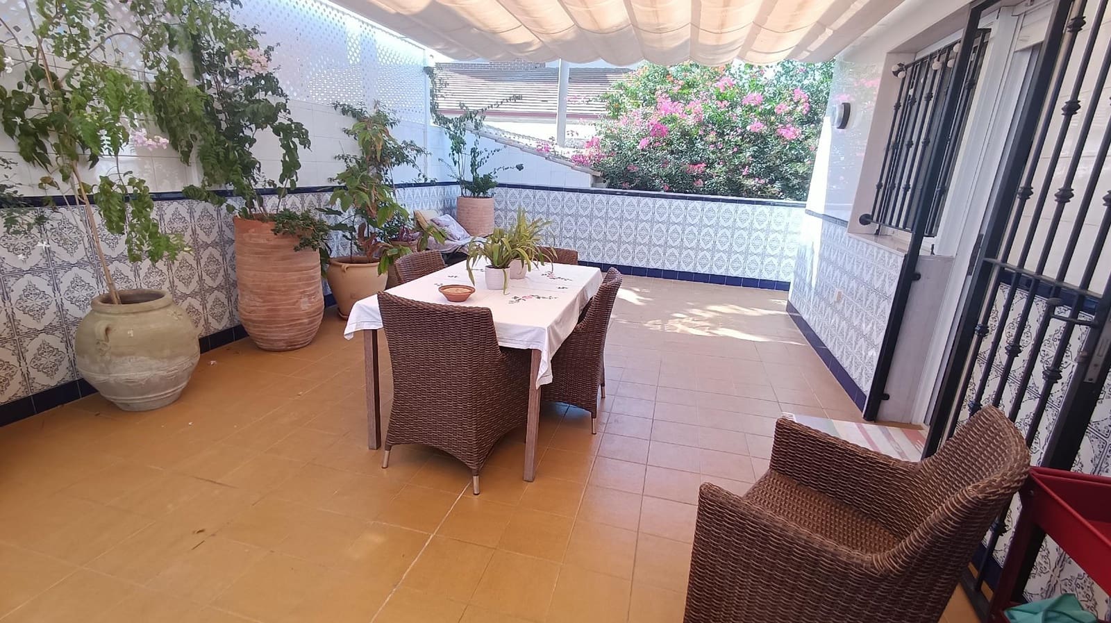 4 bedroom Villa for sale in San Pedro del Pinatar with garage - € 499,900 (Ref: 9243049)