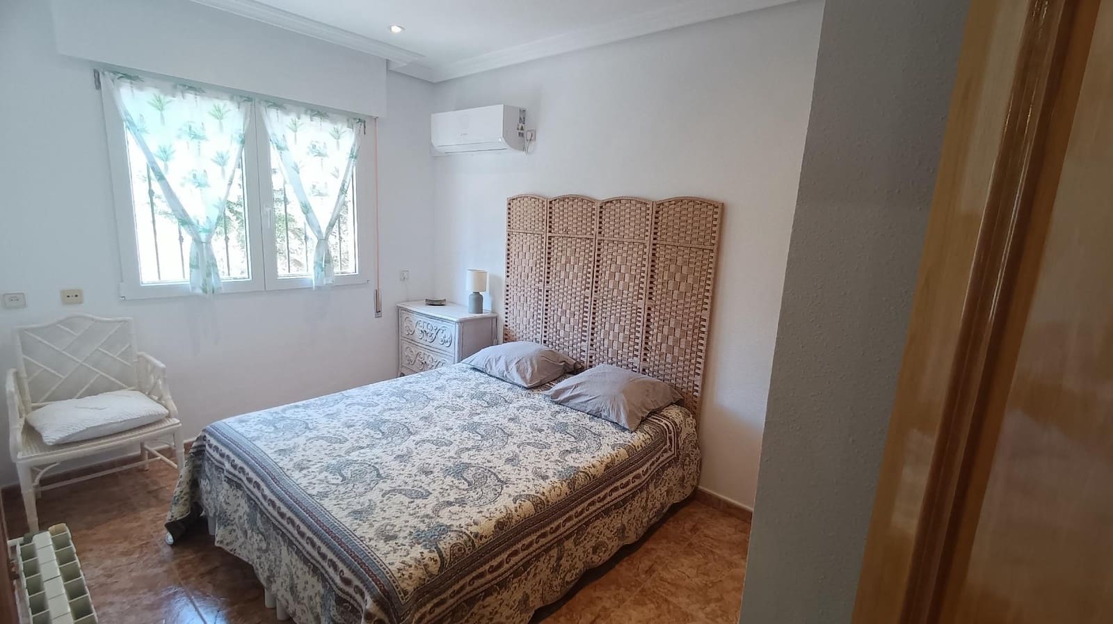 4 bedroom Villa for sale in San Pedro del Pinatar with garage - € 499,900 (Ref: 9243049)