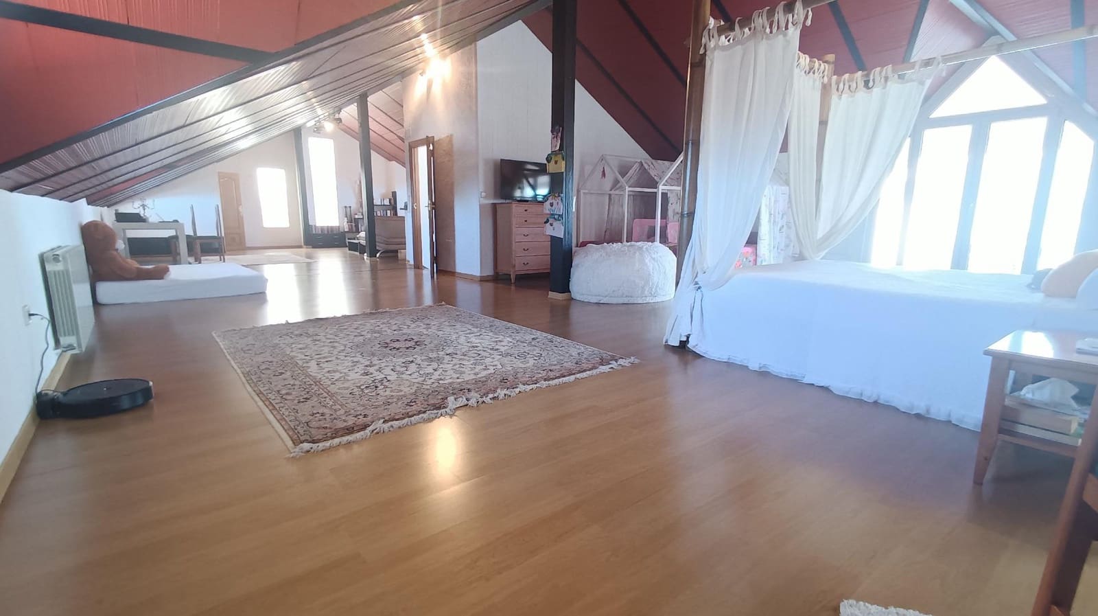 4 bedroom Villa for sale in San Pedro del Pinatar with garage - € 499,900 (Ref: 9243049)