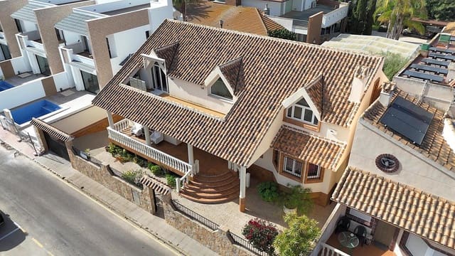 4 sovrum Villa till salu i San Pedro del Pinatar med garage - 499 900 € (Ref: 9243049)