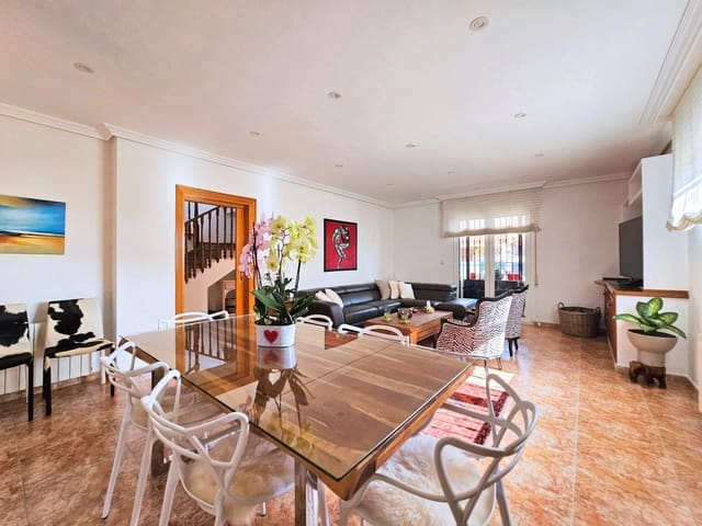 4 sovrum Villa till salu i San Pedro del Pinatar med garage - 499 900 € (Ref: 9243049)