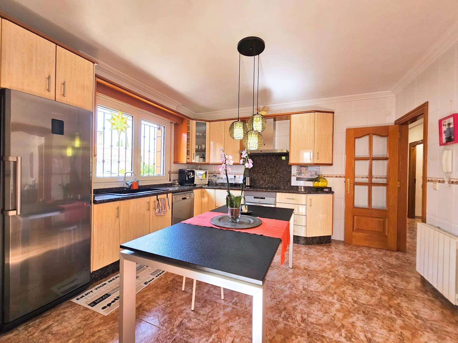 4 bedroom Villa for sale in San Pedro del Pinatar with garage - € 499,900 (Ref: 9243049)