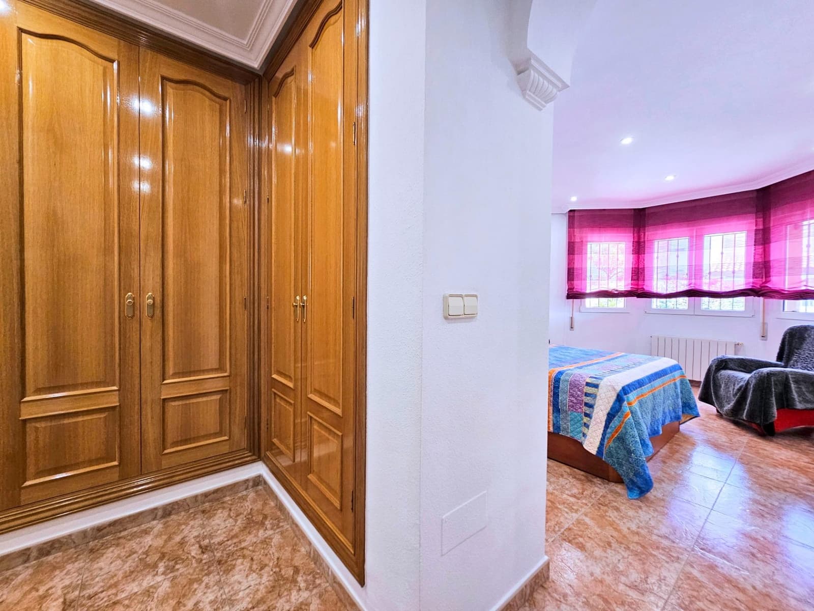 4 bedroom Villa for sale in San Pedro del Pinatar with garage - € 499,900 (Ref: 9243049)