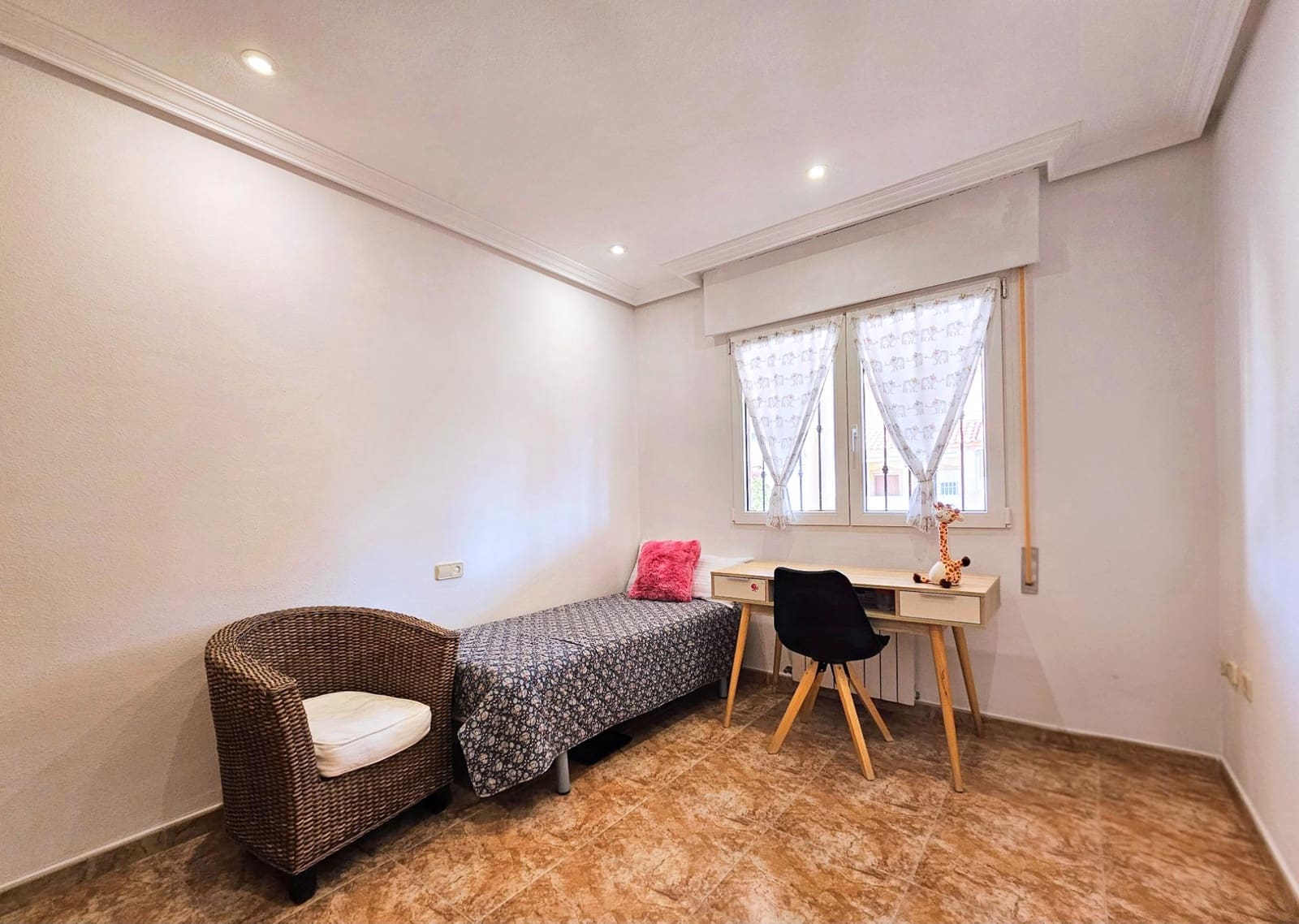 4 bedroom Villa for sale in San Pedro del Pinatar with garage - € 499,900 (Ref: 9243049)