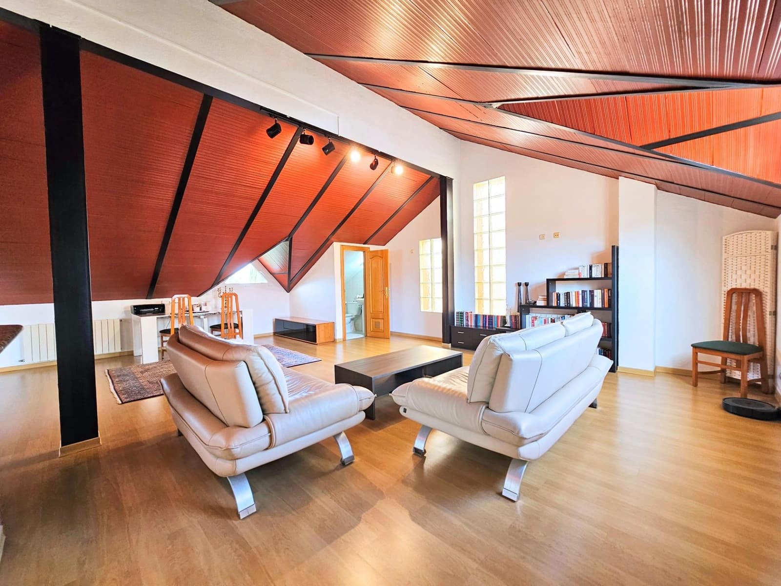 4 bedroom Villa for sale in San Pedro del Pinatar with garage - € 499,900 (Ref: 9243049)