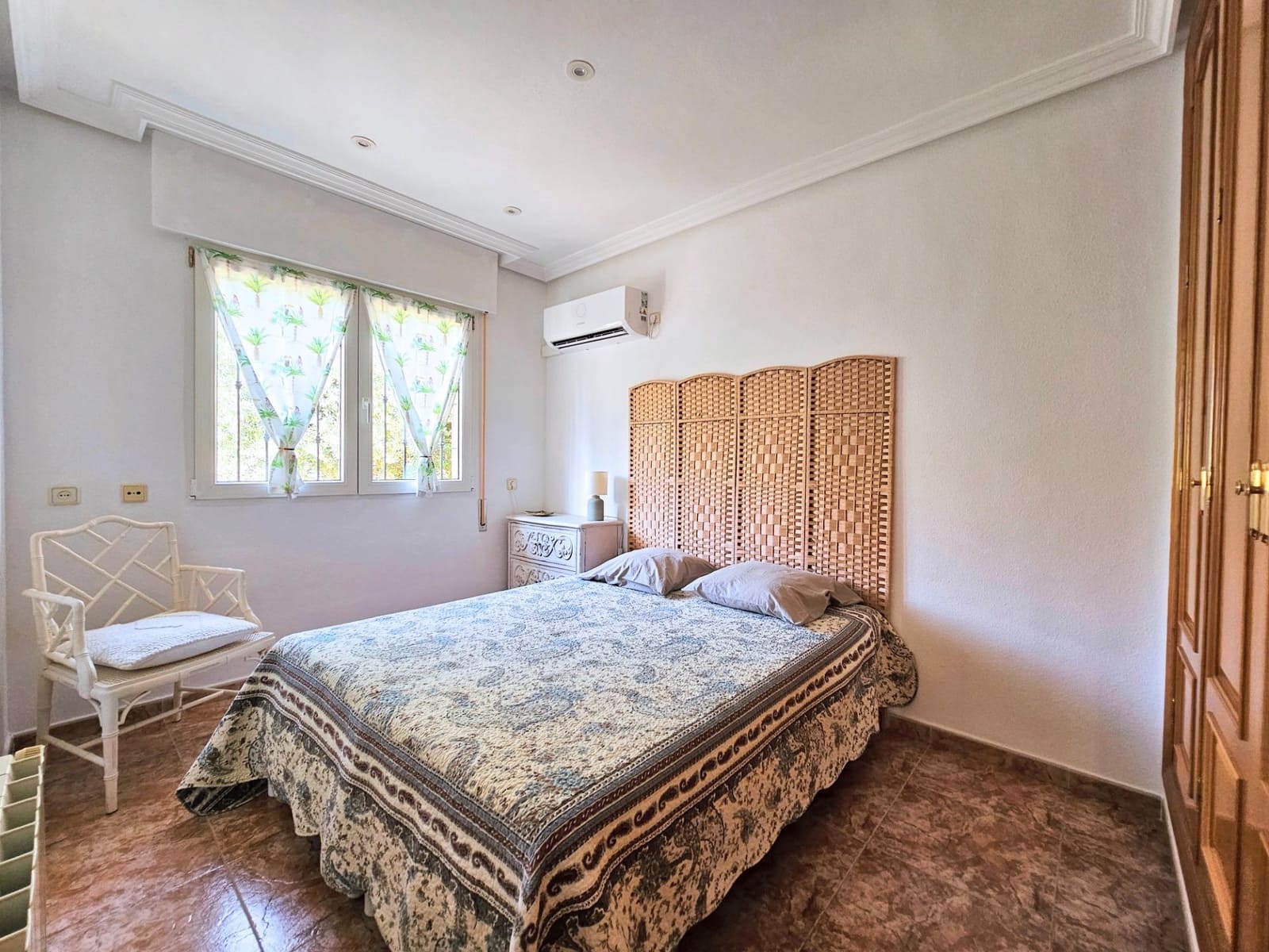 4 bedroom Villa for sale in San Pedro del Pinatar with garage - € 499,900 (Ref: 9243049)