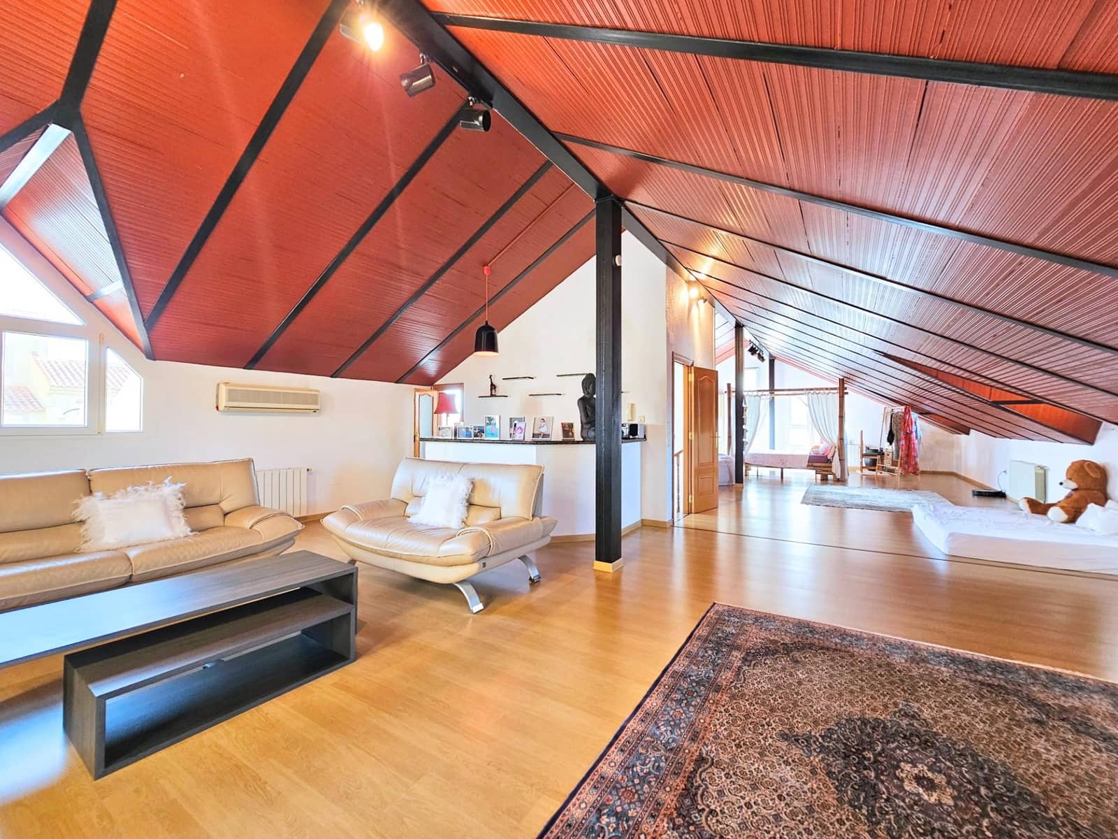 4 bedroom Villa for sale in San Pedro del Pinatar with garage - € 499,900 (Ref: 9243049)