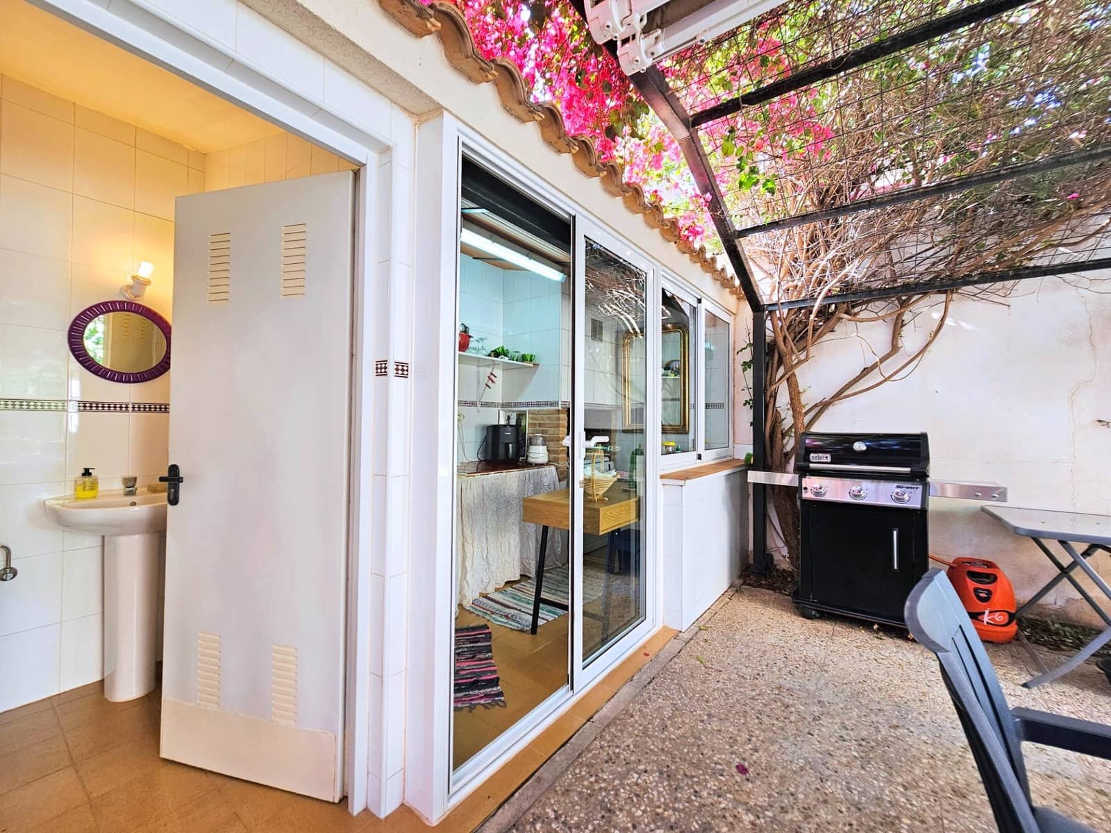 4 bedroom Villa for sale in San Pedro del Pinatar with garage - € 499,900 (Ref: 9243049)