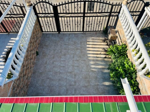 3 makuuhuone Rivitalo myytävänä paikassa Lo Pagan, San Pedro del Pinatar - 135 000 € (Ref: 9576715)