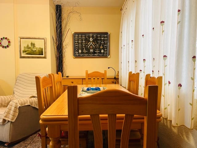 3 makuuhuone Huoneisto myytävänä paikassa Los Alcázares - 199 500 € (Ref: 9652108)