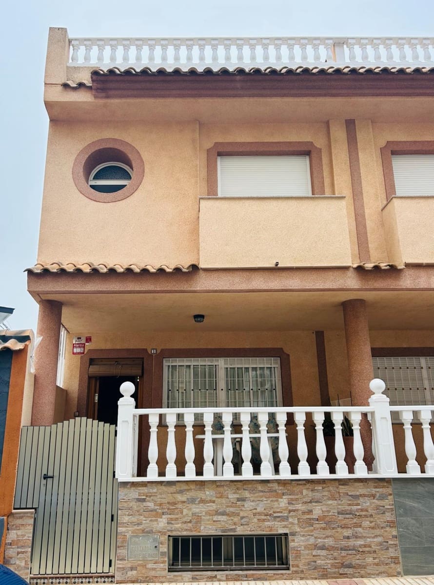 3 makuuhuone Huoneisto myytävänä paikassa Los Alcazares - 199 500 € (Ref: 9652108)