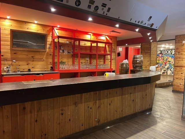 Erhverv til salg i Los Alcázares - € 225.000 (Ref: 9780679)