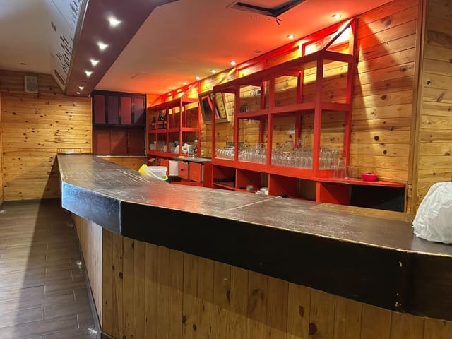 Erhverv til salg i Los Alcázares - € 225.000 (Ref: 9780679)