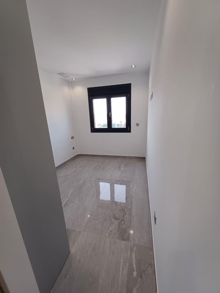 3 bedroom Villa for sale in Lo Pagan with pool - € 425,000 (Ref: 9784919)