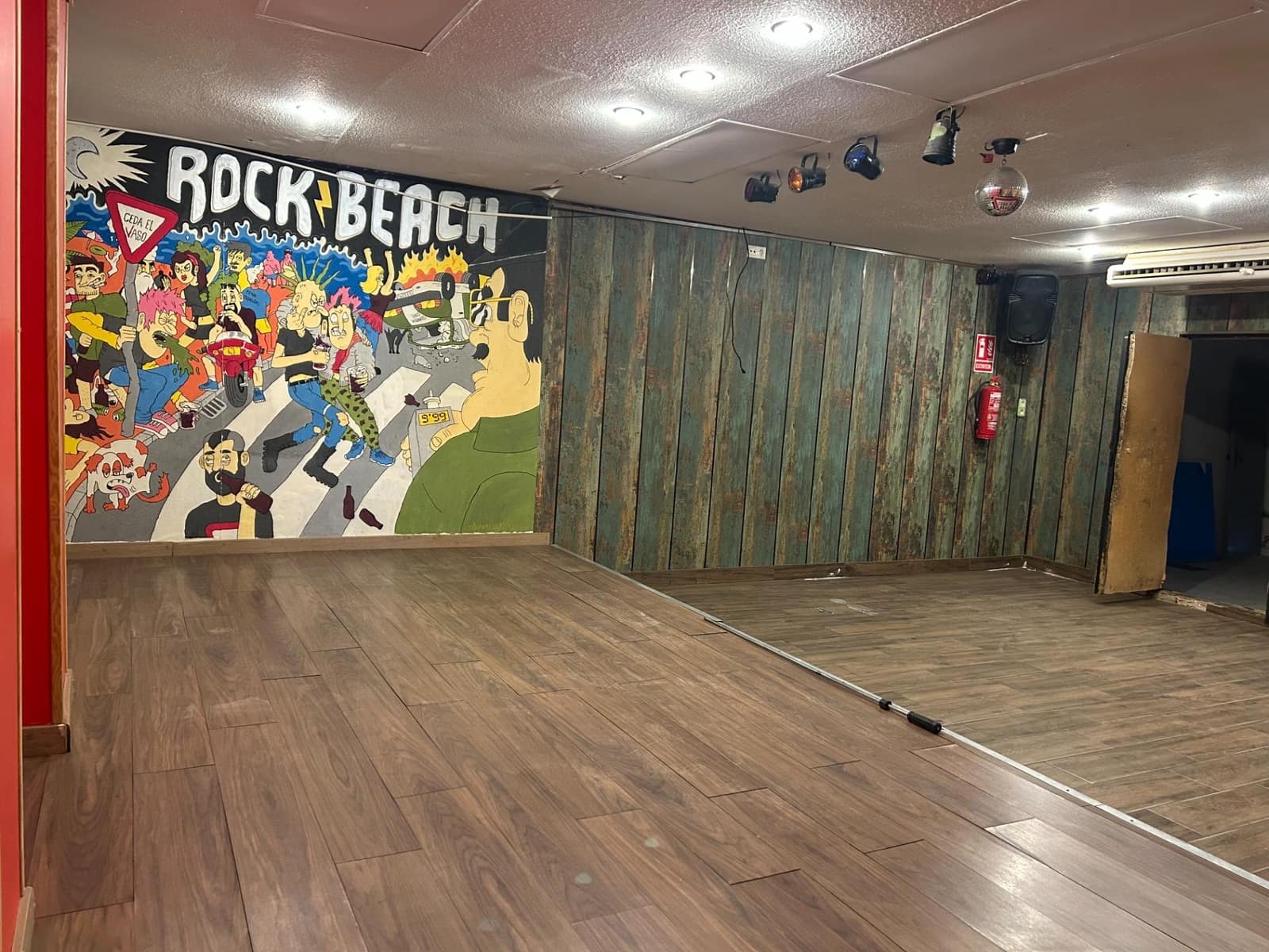 Commerciale da affittare in Los Alcazares - 1.000 € (Rif: 9817983)
