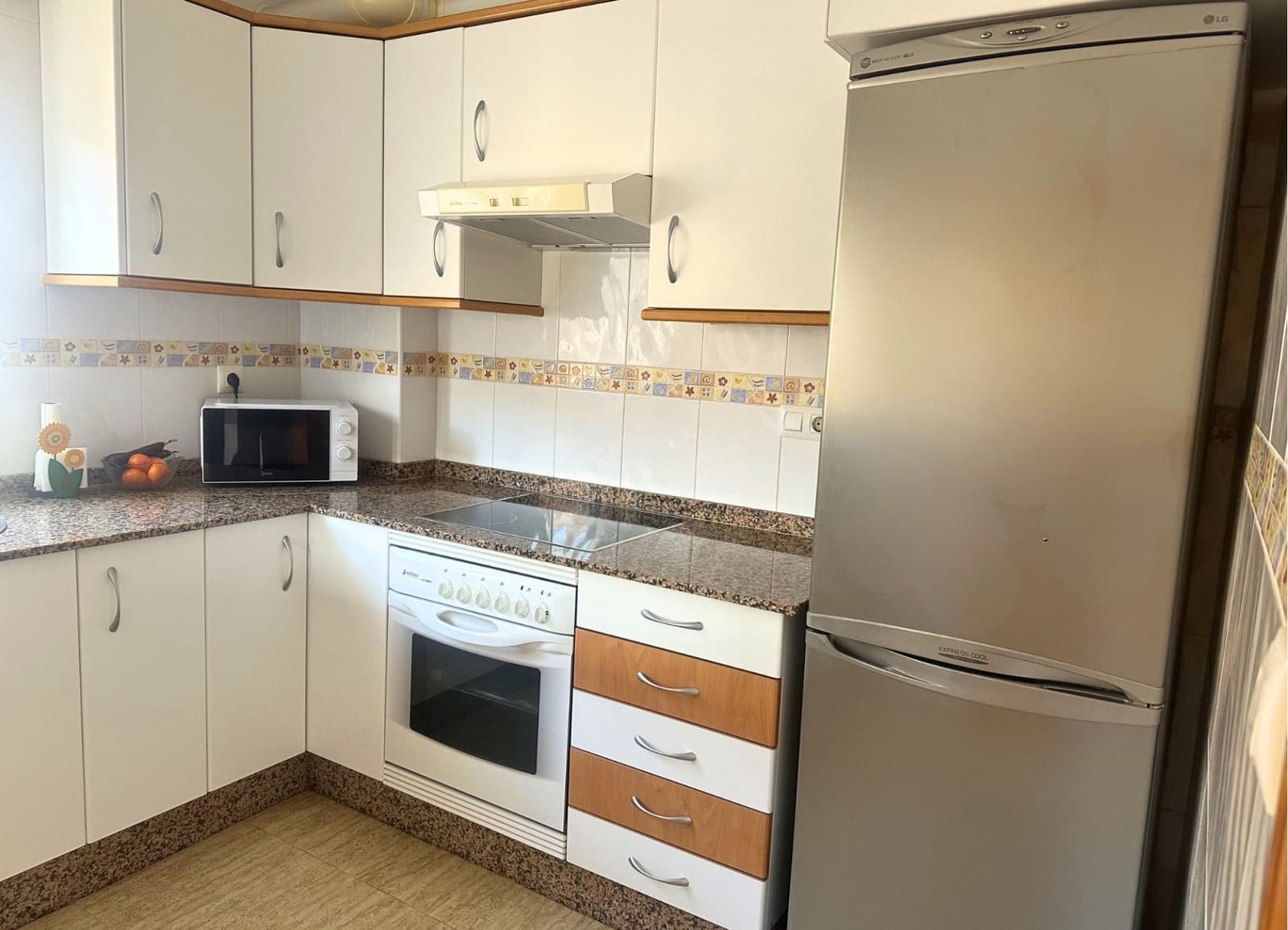 2 bedroom Apartment for sale in Los Alcazares with pool garage - € 166,000 (Ref: 9833753)